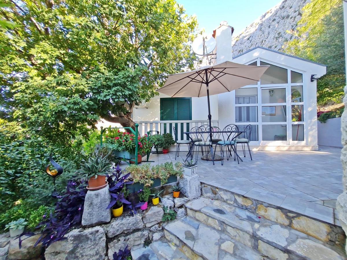 Apartment Ivana Borak Omiš Buitenkant foto